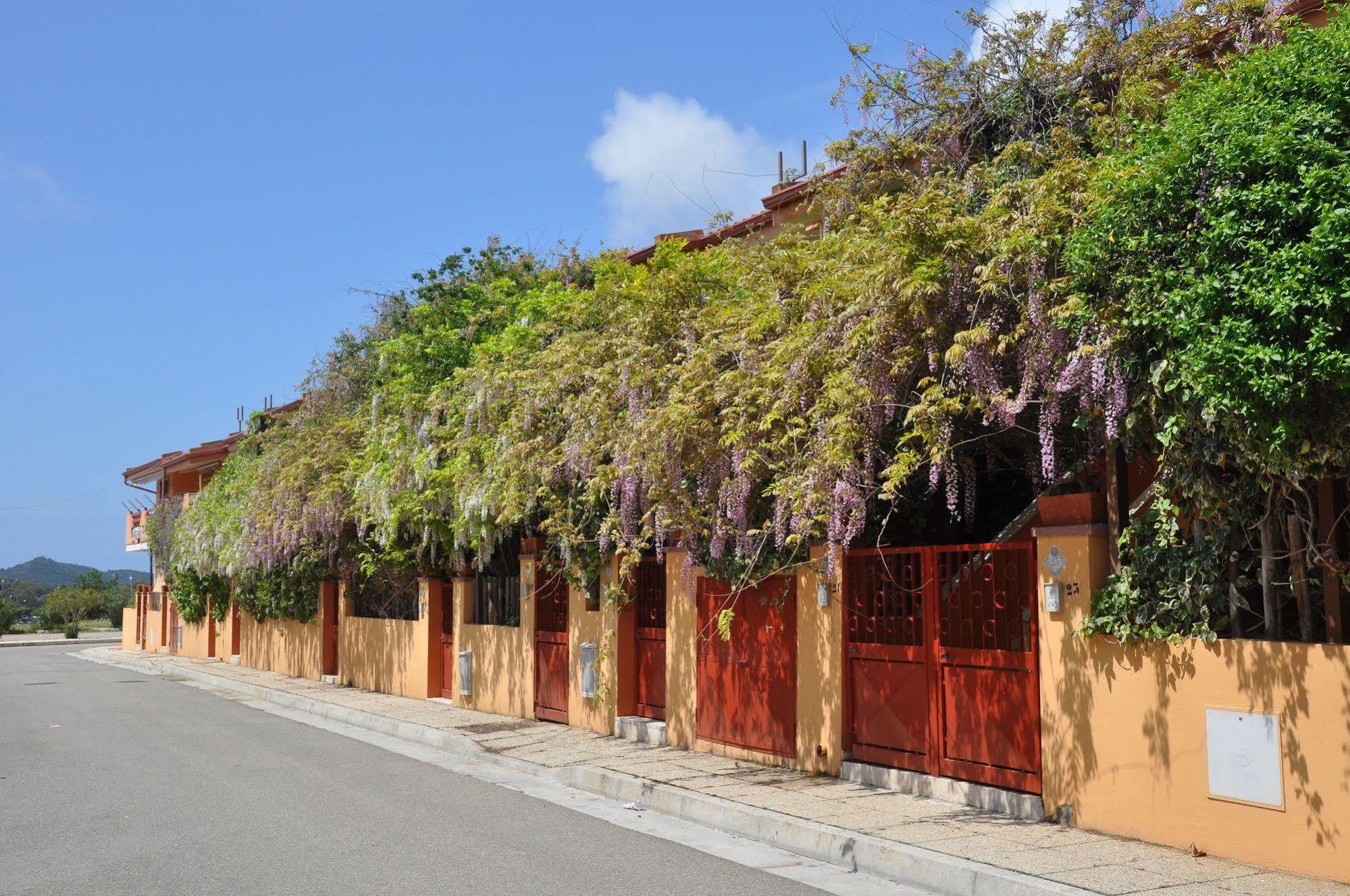 Aparthotel Residenza Le Due Palme à Villasimius Extérieur photo